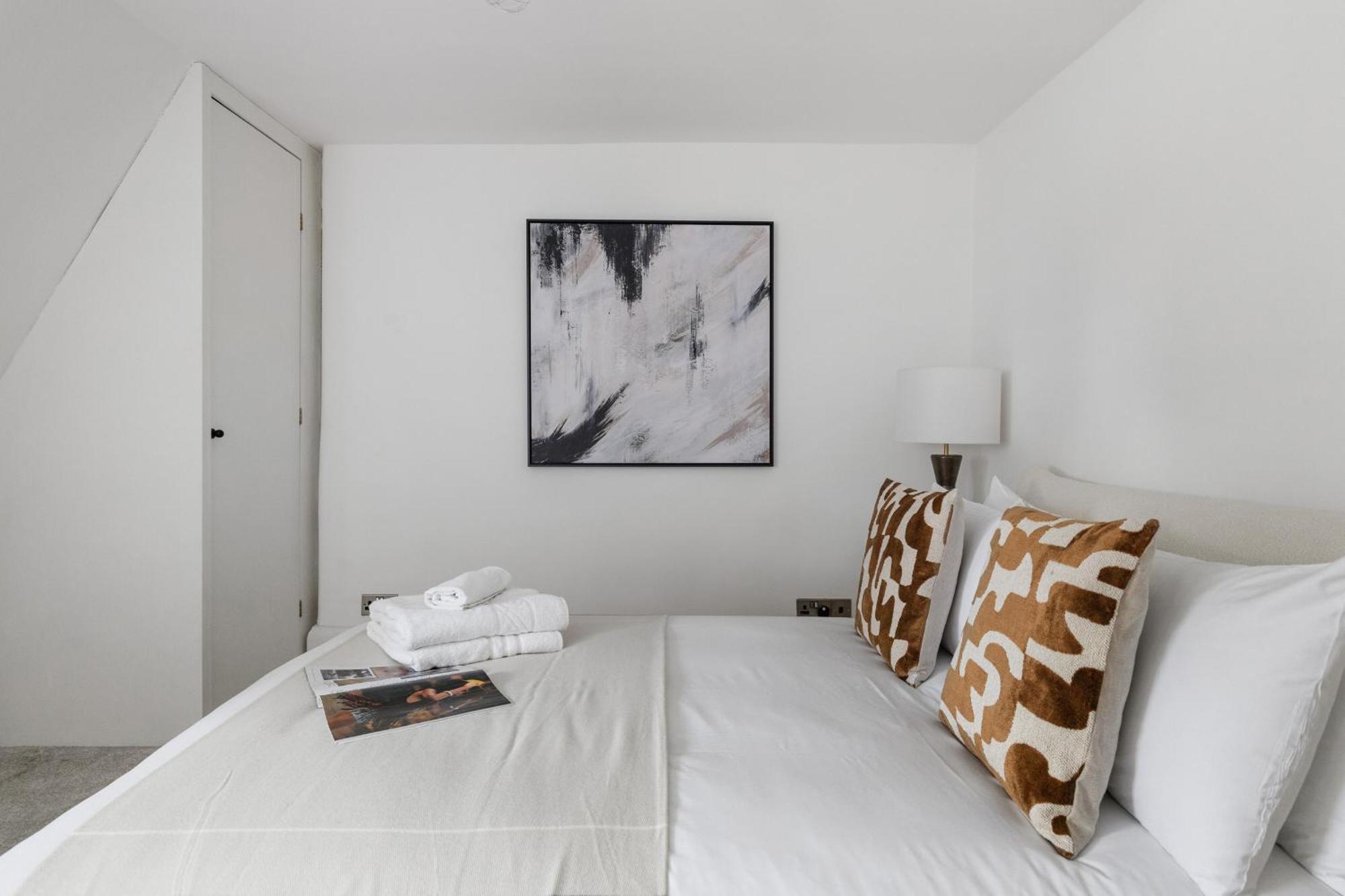 Serenity Escape - La Reserve Knightsbridge Apartament Londra